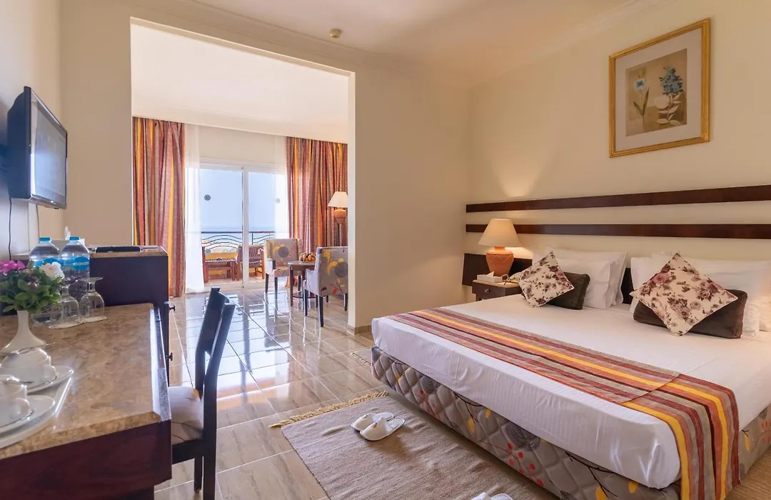 Malikia Resort Abu Dabbab-1