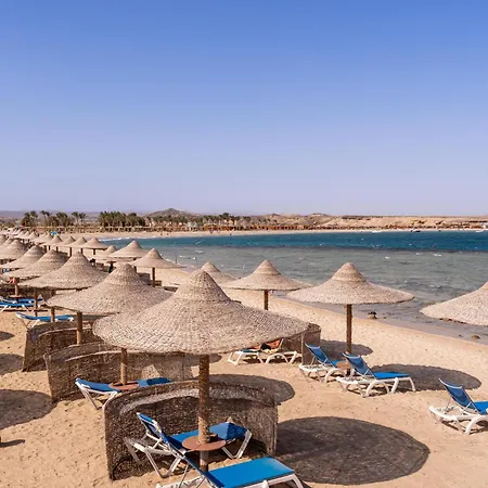 Malikia Resort Abu Dabbab-3